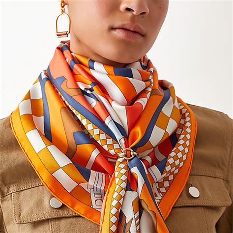 hermes scarf neck|hermes scarves how to wear.